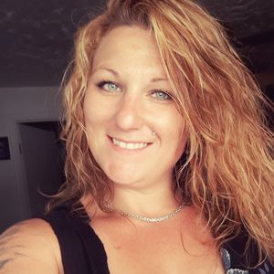 Meet your Posher, Cassandra